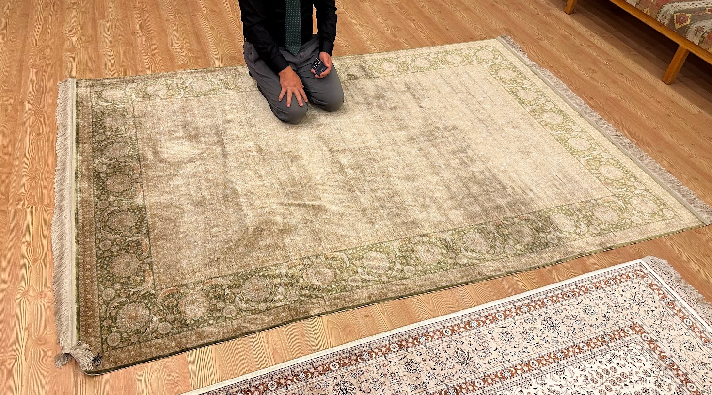 定価400万円のトルコ絨毯がいくらに？吉川さんは買ったのか 